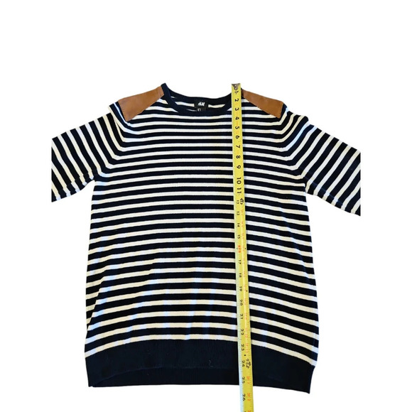 H&M Women's Blue & White Striped Sweater Size Small - Picture 7 of 9